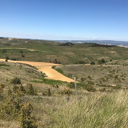 Ma Caravane Dans Les Collines Villeneuve-la-Comptal Ngoại thất bức ảnh